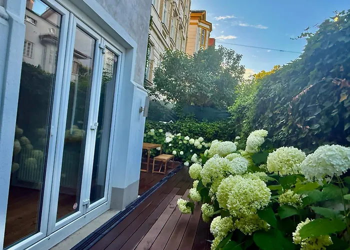 Luxury 130 M2 With Garden