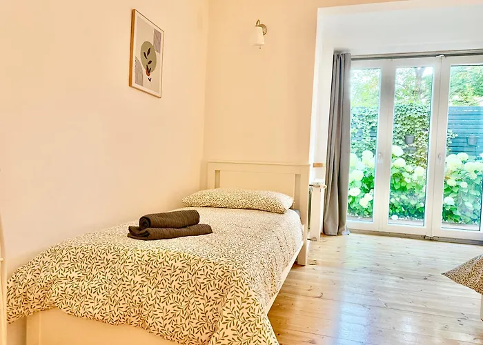 Luxury 130 M2 With Garden