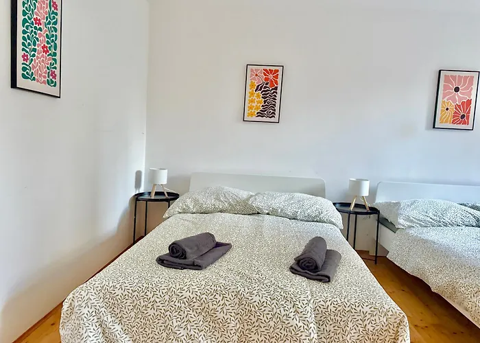 Luxury 130 M2 With Garden Apartment *